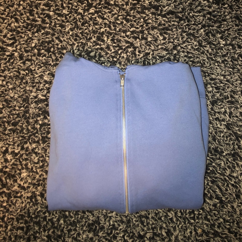 Oversized light throw over jacket.